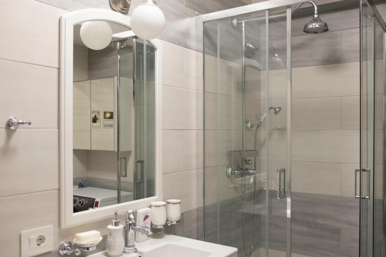Casuta Din Copou Apartment Iasi Ngoại thất bức ảnh
